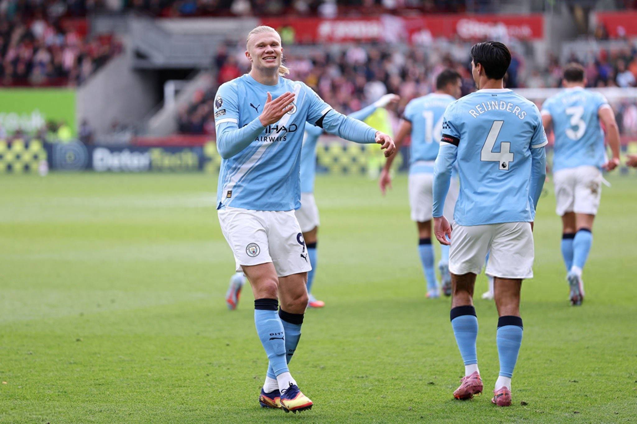 这比赛完全可以封神