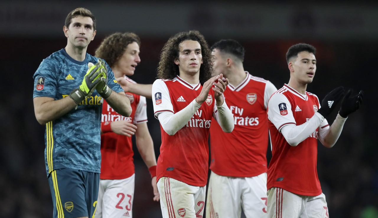 约基奇：我上半场打得太软了，攻防两端都像在划水