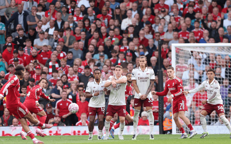 最后6轮5球1助！桑托斯官媒盛赞内马尔：他是桑托斯的王子