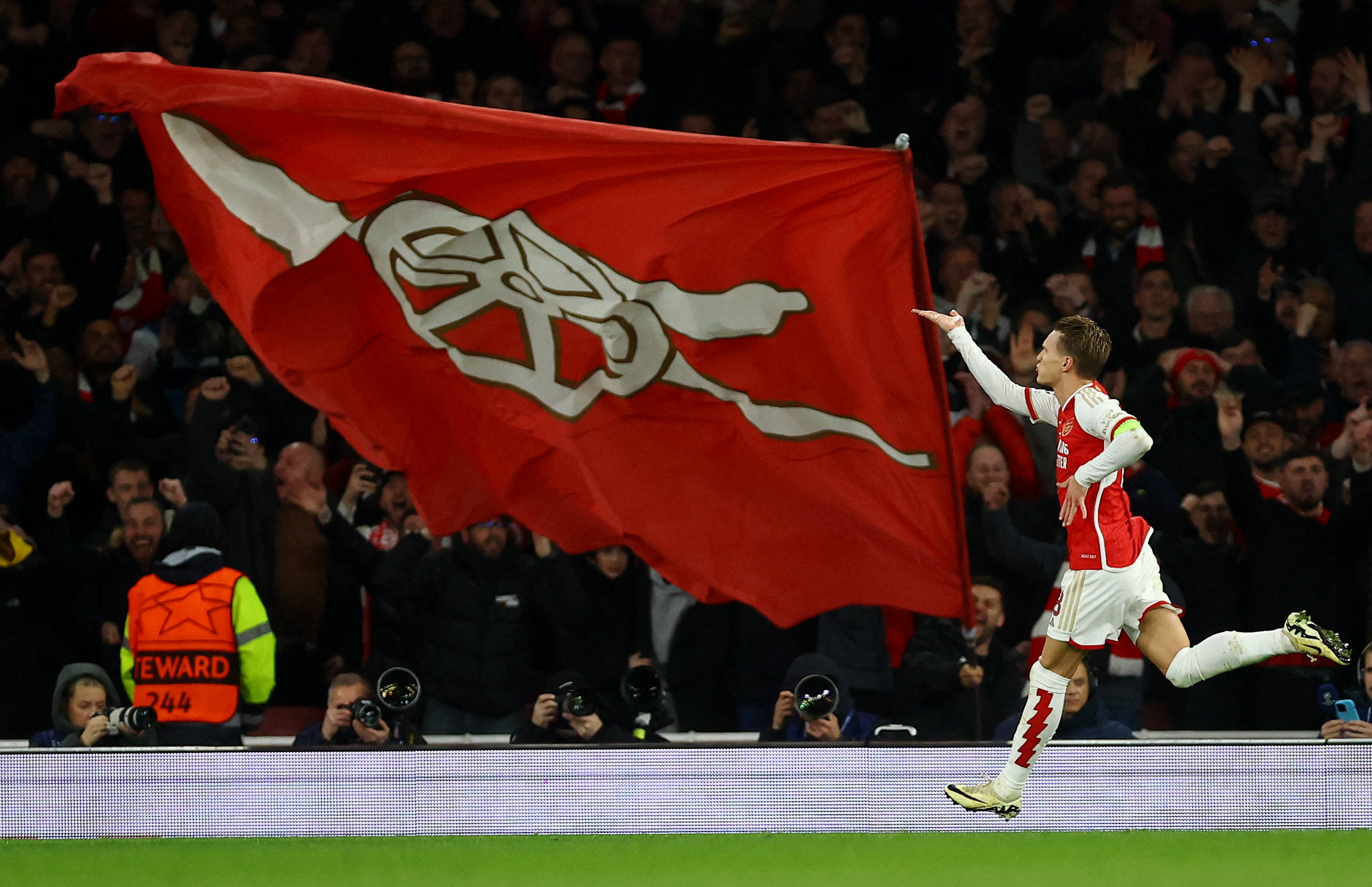 德天空：谢什科尚未表明他的选择，周二会是关键的一天