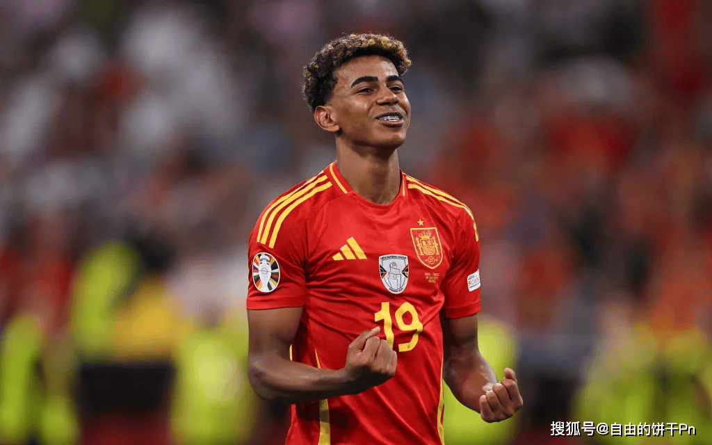 苏翊鸣雪飞天再夺冠