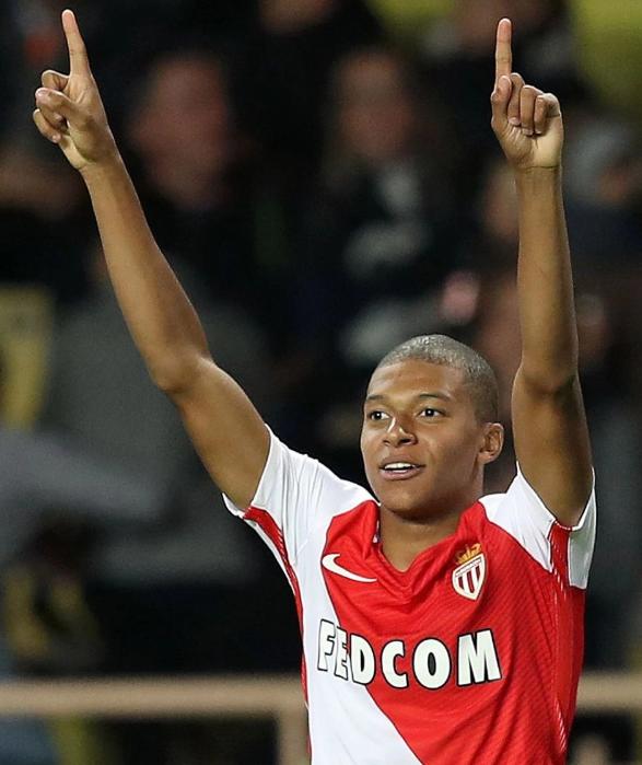 今天复出战独行侠！艾顿谈对位浓眉：防守他需要全队努力