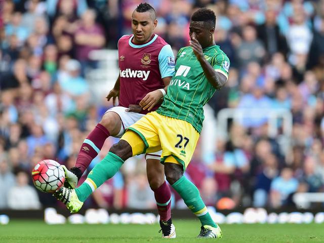 半场战报：格拉斯哥流浪者0-2罗马，佩莱格里尼、苏莱破门