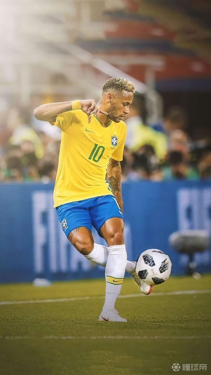 外租离队，帕利尼亚：祝拜仁新赛季取得成功，谢谢你们